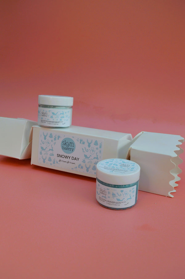 Snowy Day Christmas Cracker Gift Box | Body Butter and Body Scrub